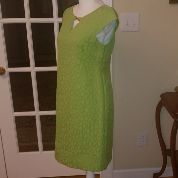 Lime green Jessica Howard formal dress 6 - Picture 3 of 5